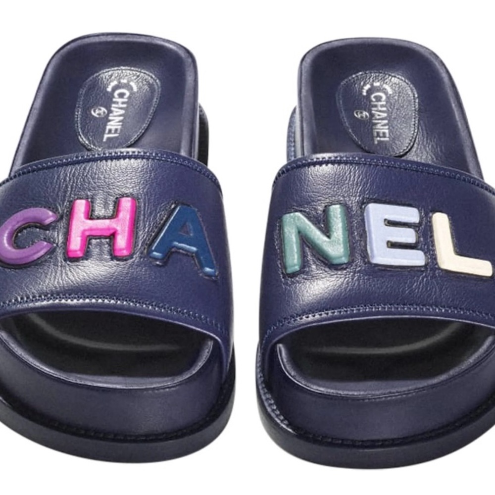 Chanel logo mule slides size 40